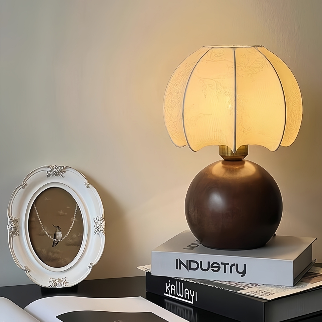 Vintage floral table lamp, med - Textiles For Home avis et prix